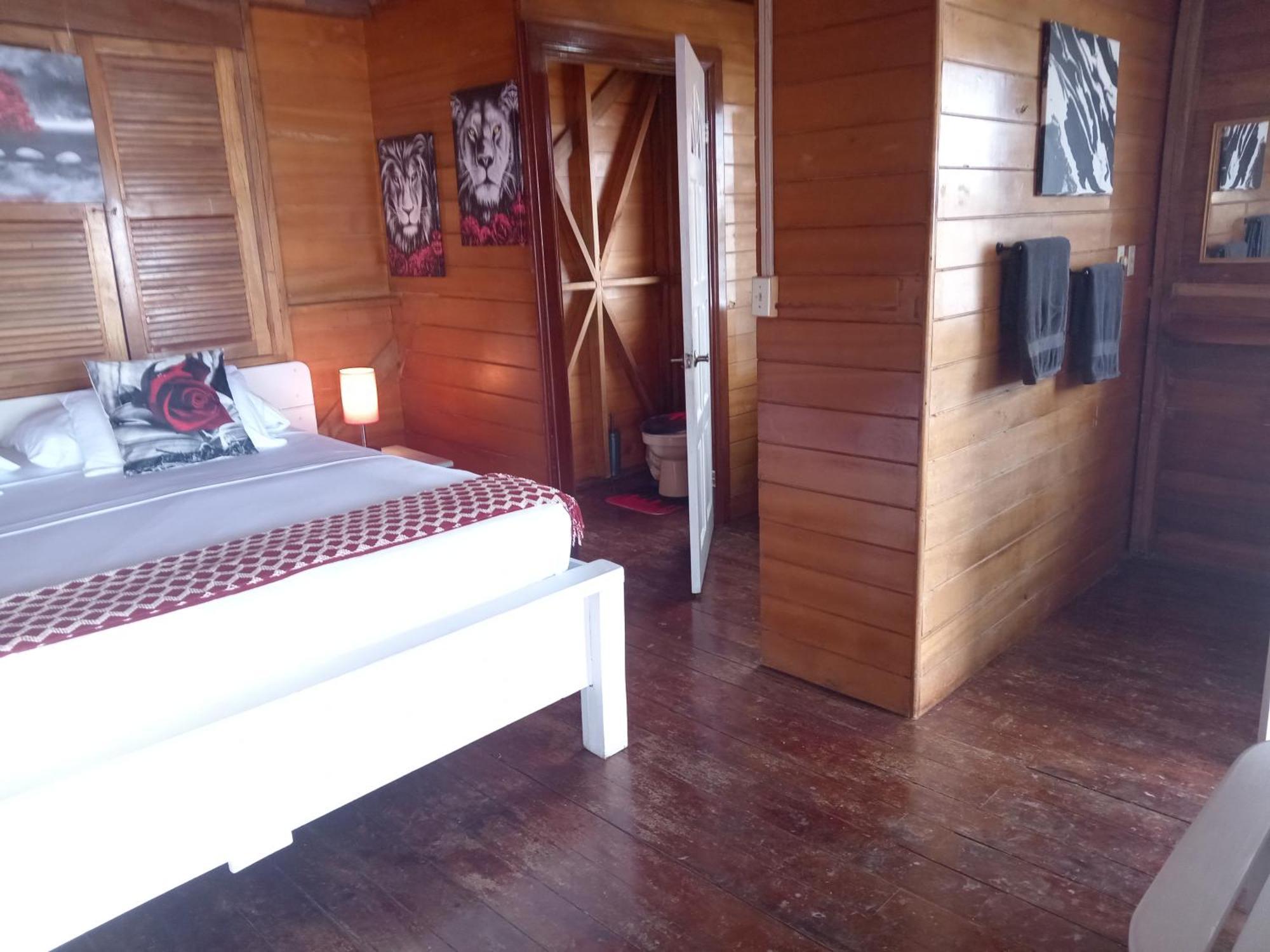 Villa Bahia Del Sol 博卡斯德尔托罗 外观 照片