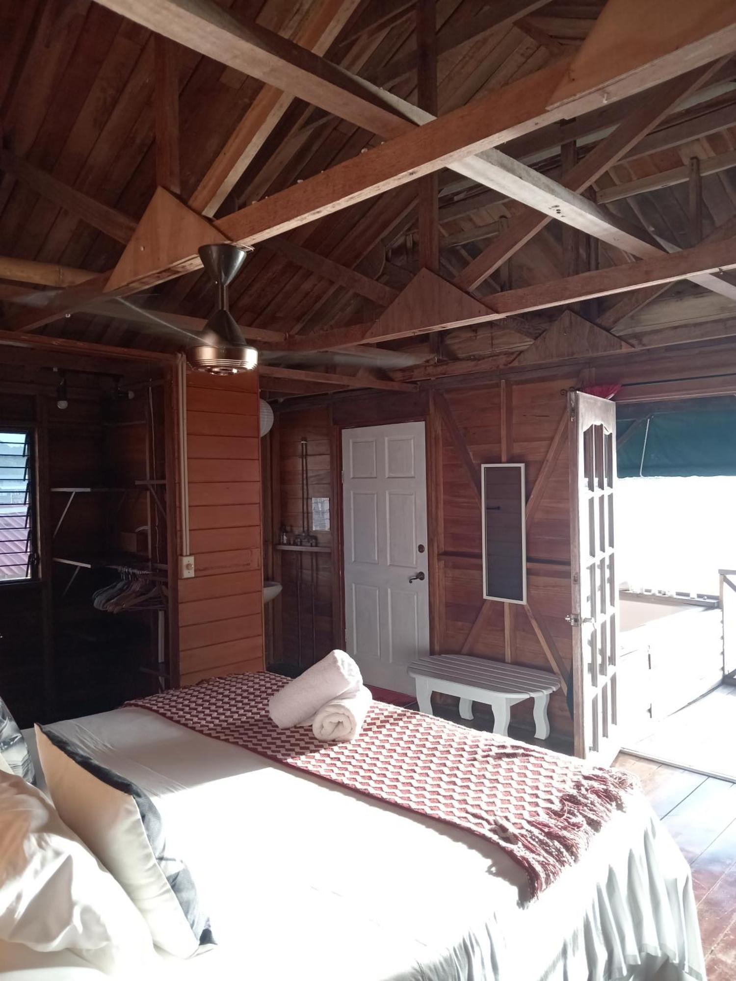 Villa Bahia Del Sol 博卡斯德尔托罗 客房 照片
